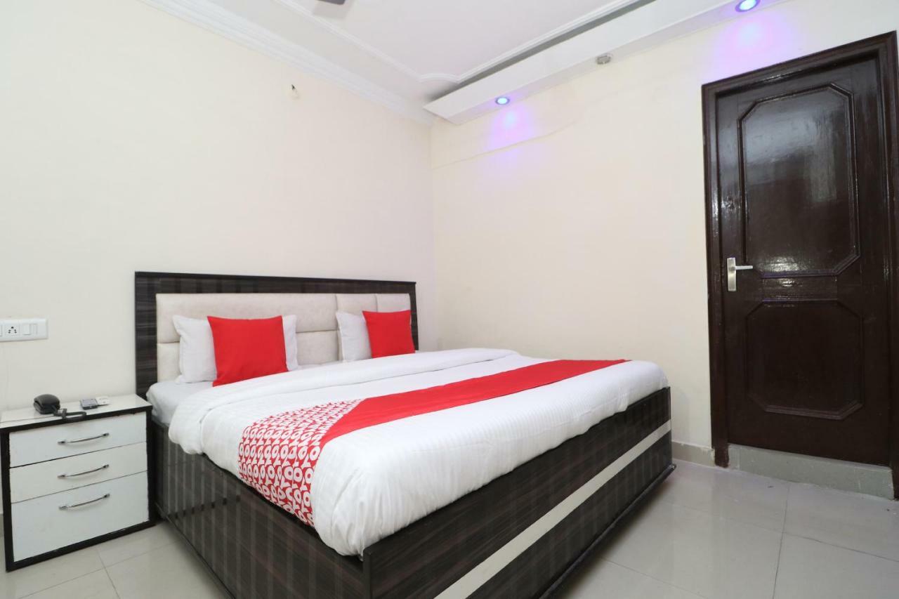 Oyo 37721 Hotel Kings Pathankot Exterior photo